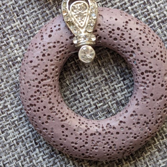 Handmade Lava Stone Aromatherapy Diffuser Necklaces - Purple - Picture 7 of 8